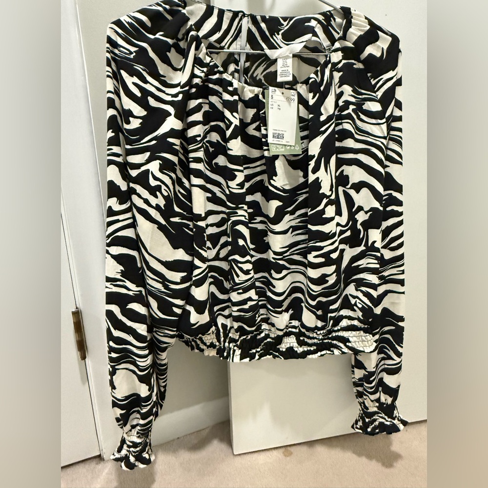 H&M Black and White Zebra Print Blouse